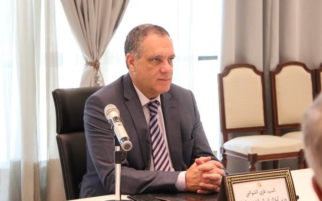 غازي الشواشي : أكثر من 500 الف تونسي سينتفع ببرنامج تسوية وضعية التجمعات السكنية -التيماء